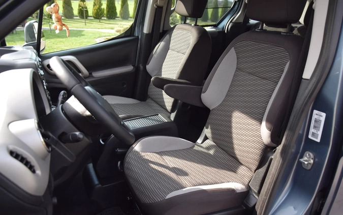 Peugeot Partner cena 24900 przebieg: 230000, rok produkcji 2010 z Chełmża małe 781